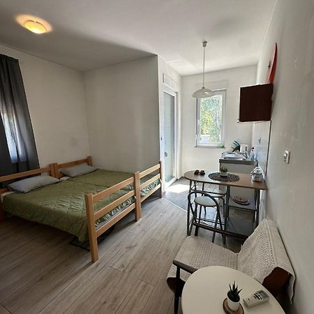 Apartman Zrinjski Appartement Mostar Buitenkant foto
