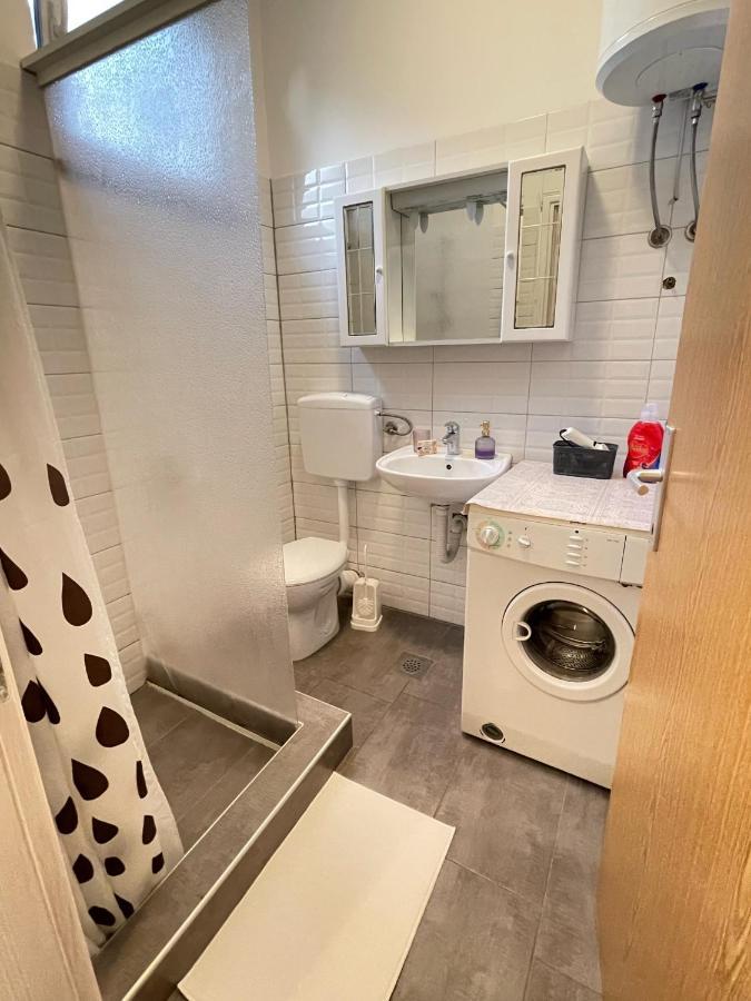 Apartman Zrinjski Appartement Mostar Buitenkant foto